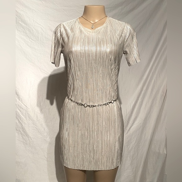 Forever 21 | Dresses | Forever 2 Champagne Dress S | Poshmark
